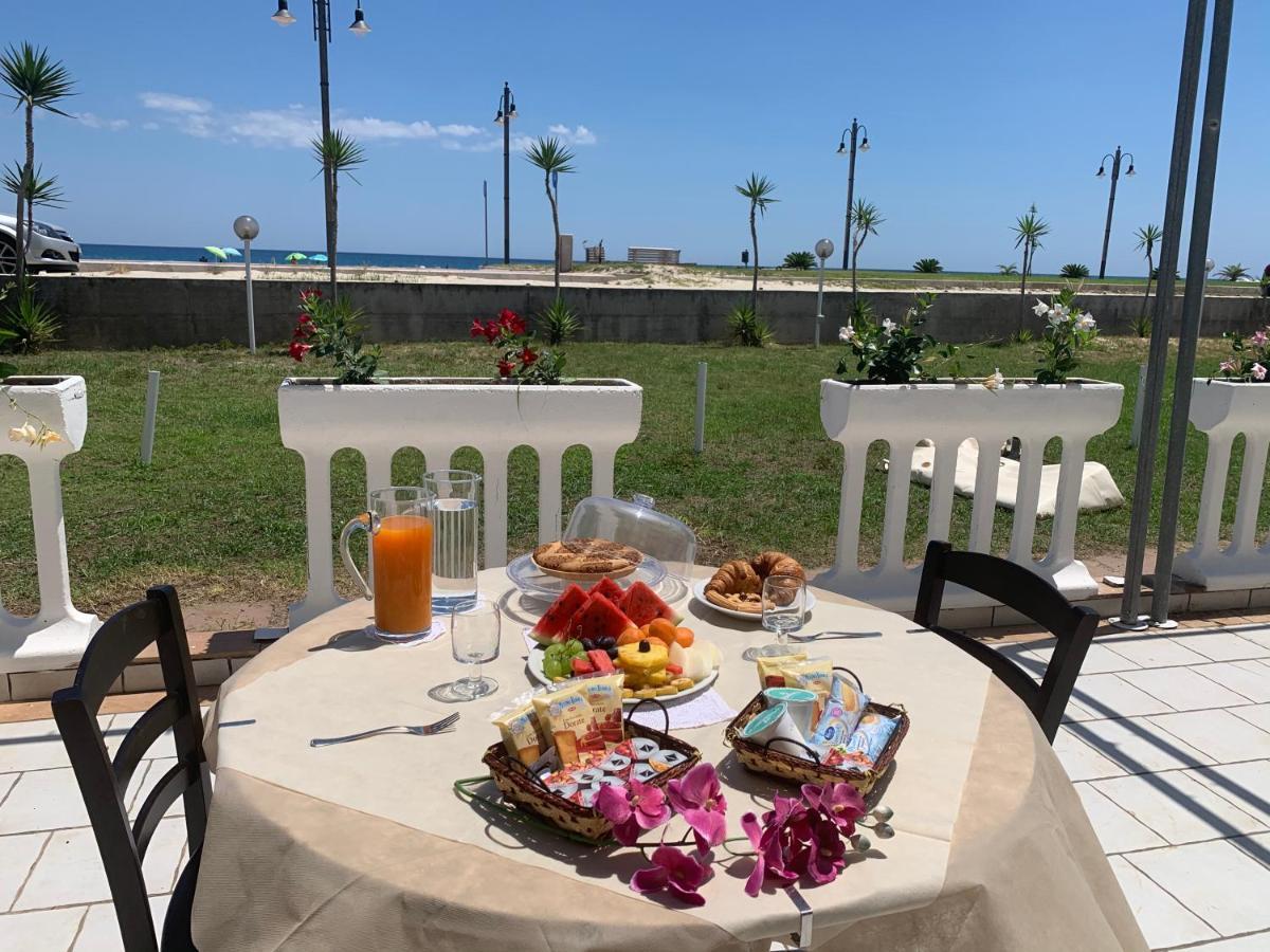 Hotel Rivabella Даволи Экстерьер фото