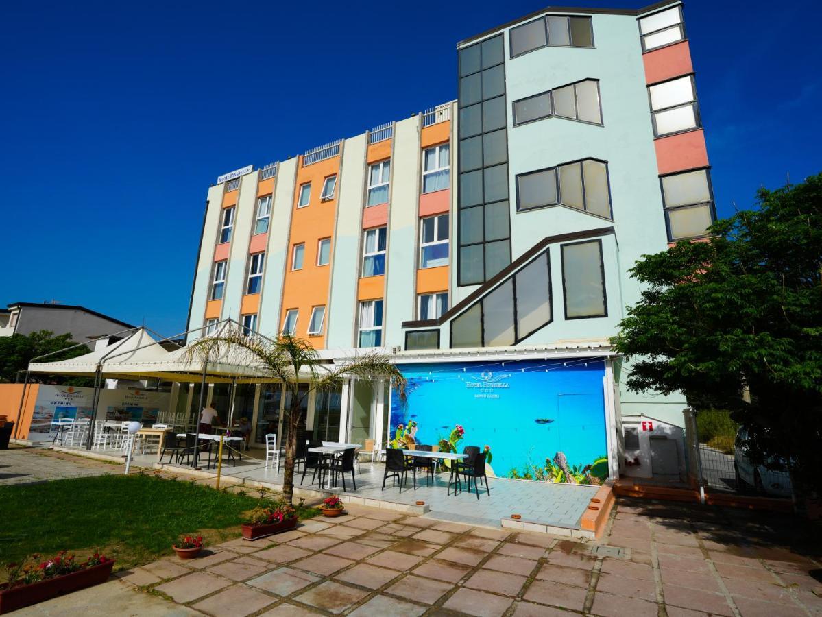 Hotel Rivabella Даволи Экстерьер фото